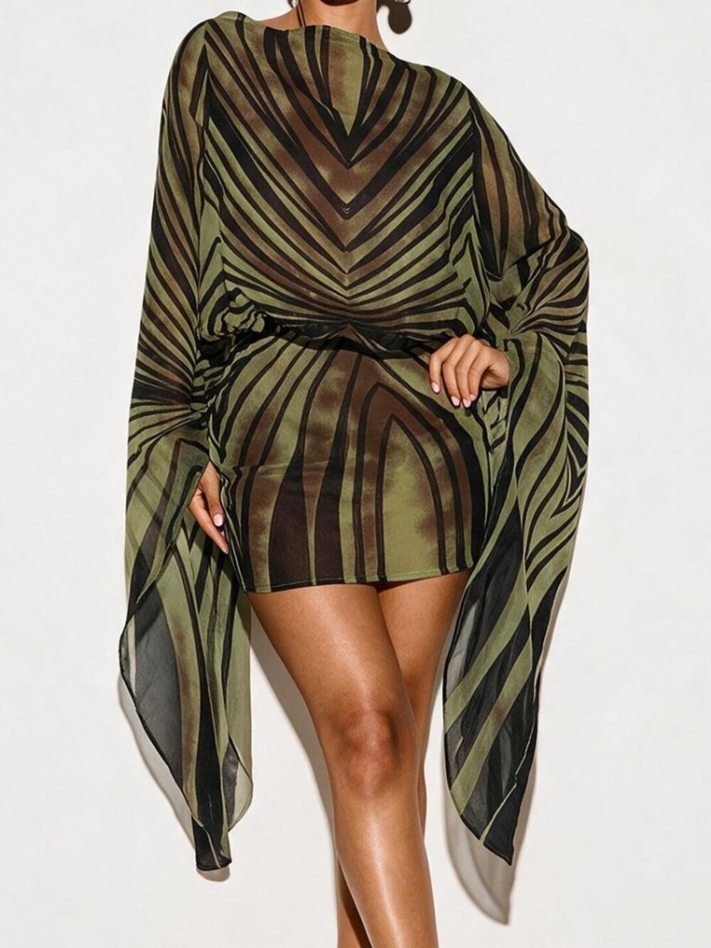 Khaki & Tan Preppy Women's Abstract Striped Batwing Sleeve Backless Mini Dress